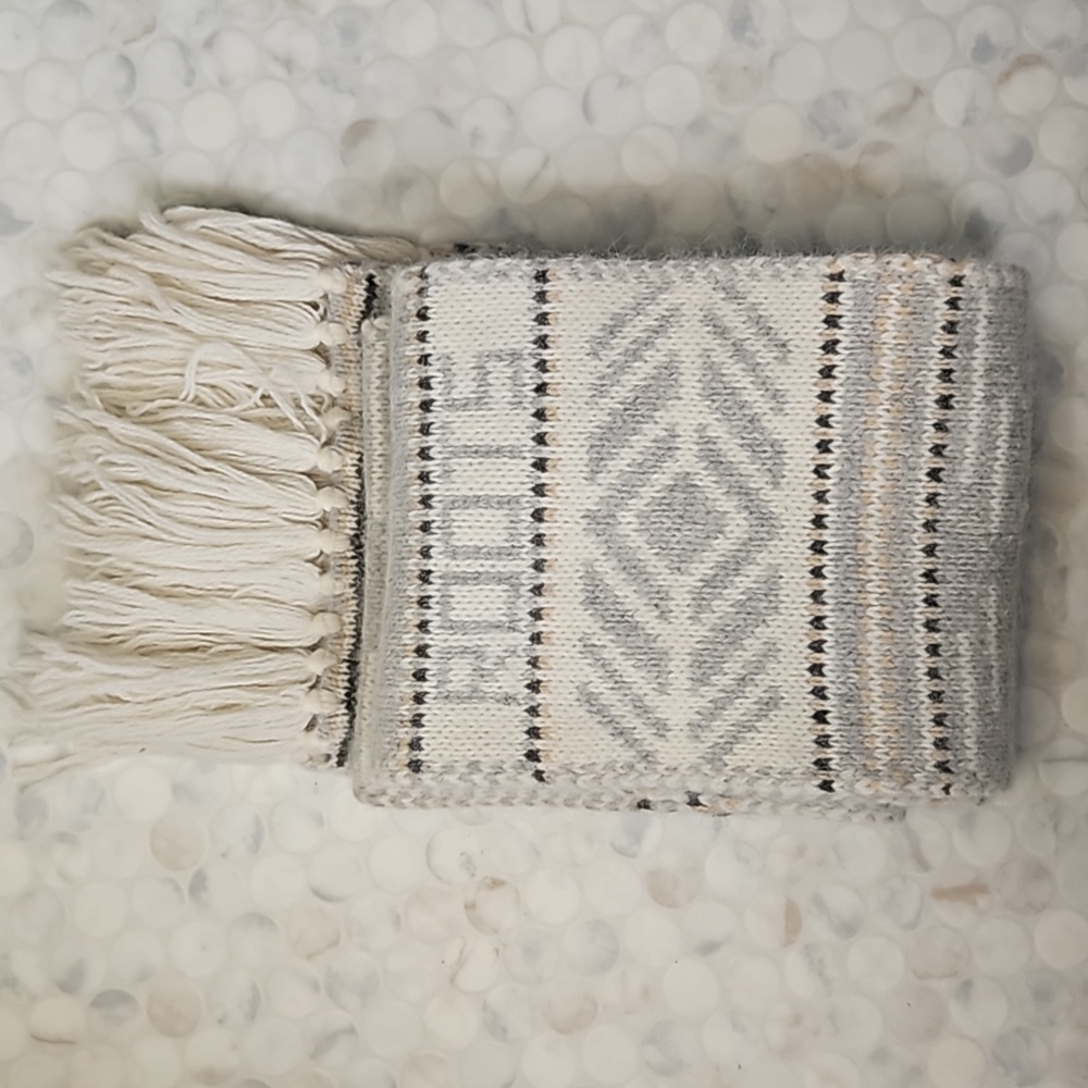 Roots Wool Scarf
